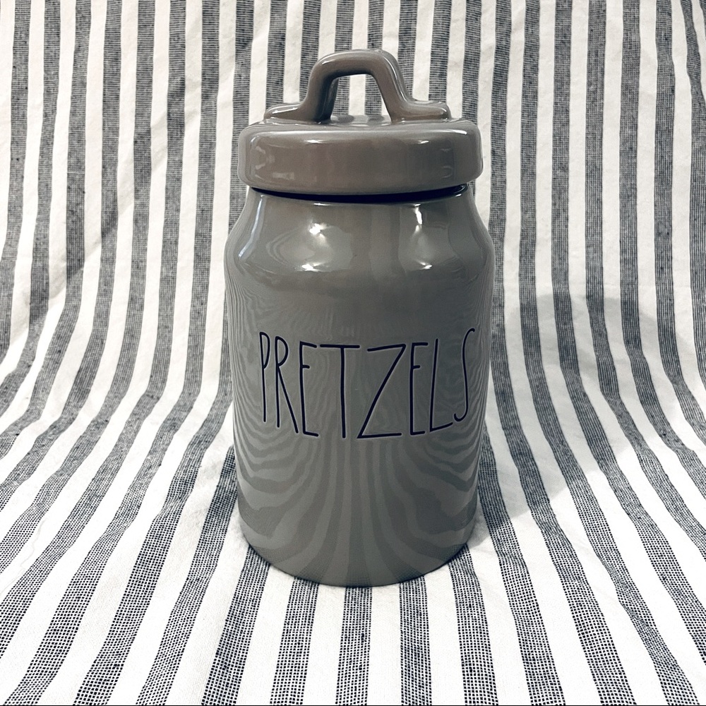 New!【Rae Dunn】PRETZELS Canister☆